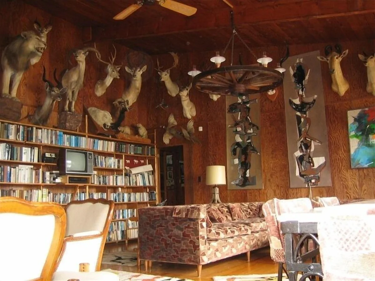 Main Lodge: Family room