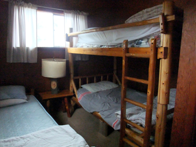 Ginger's cabin: interior bunk bedroom
